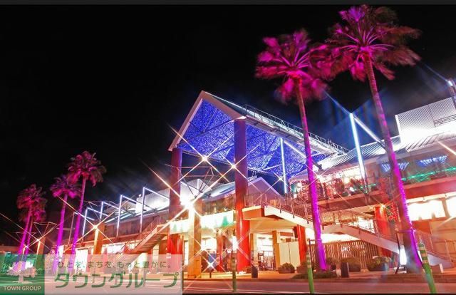 ショッピングセンター　ベイサイドプレイス博多（ショッピングセンター）まで870m