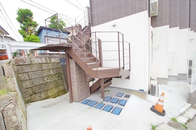 エントランス　★お部屋探しはタウンハウジング稲田堤店まで★