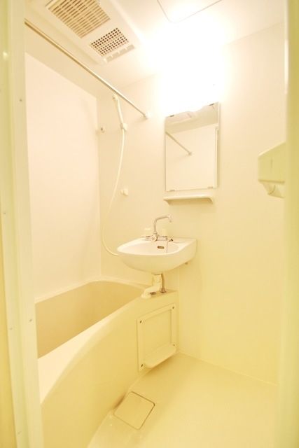 バス・シャワールーム　★お部屋探しはタウンハウジング稲田堤店まで★