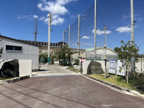 小学校　久留米市立西国分小学校（小学校）まで974m