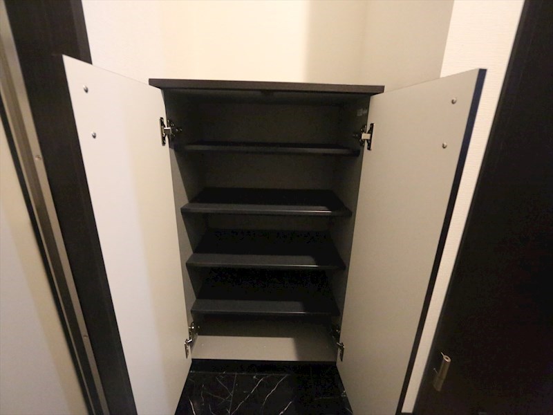 玄関　玄関　シューズボックス付　イメージ写真