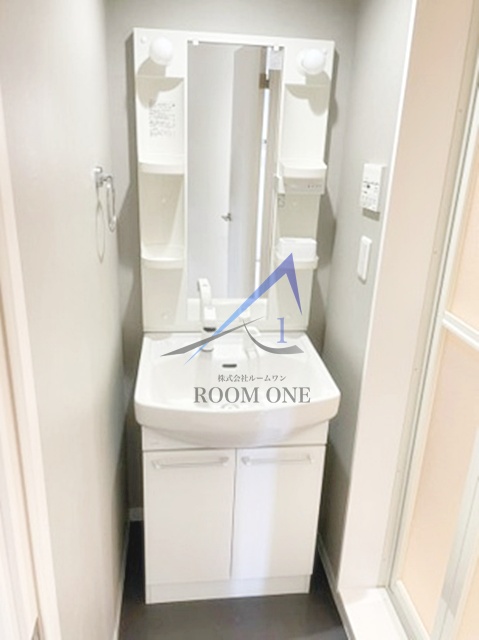 洗面設備　洗面台です。