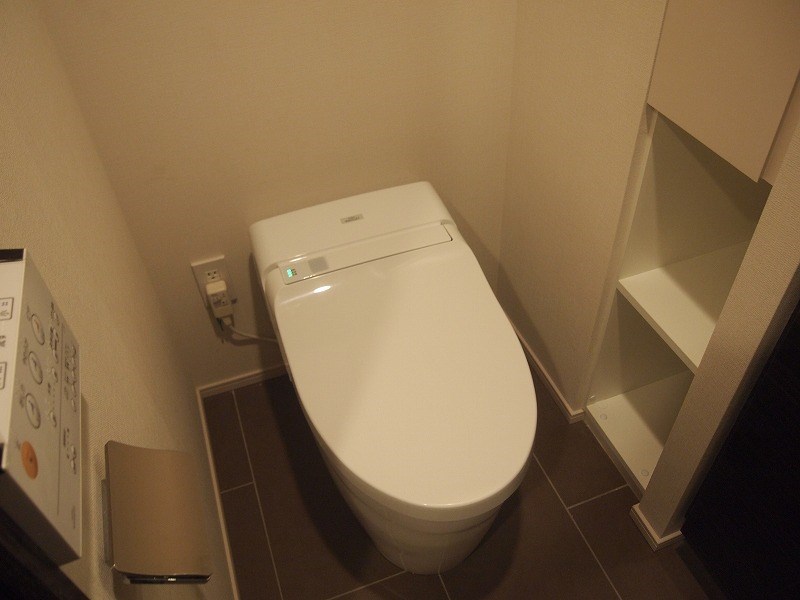 トイレ　別号室参考写真