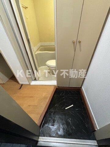 玄関　落ち着いた玄関です