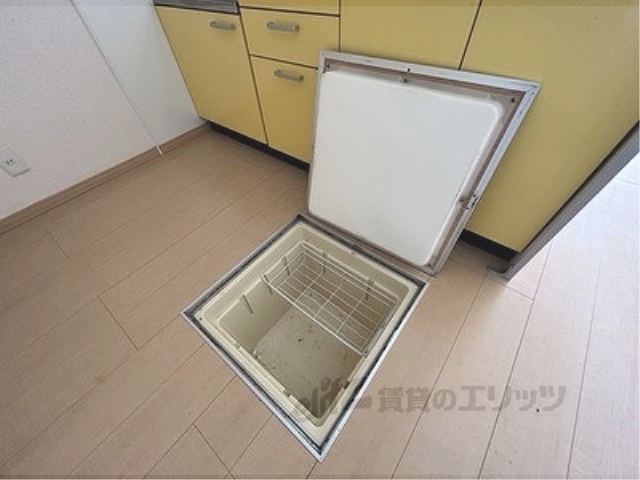 その他　床下収納