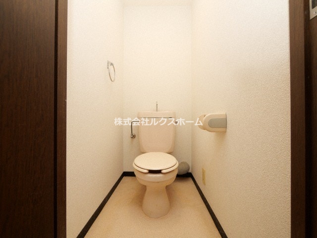 トイレ　コンパクトで使いやすいトイレです