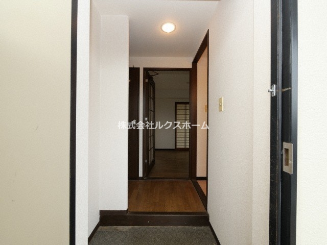 玄関　シンプルで使いやすい玄関です