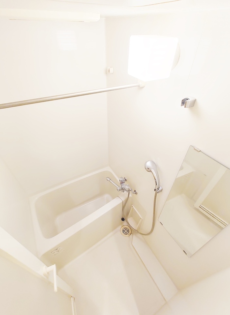 バス・シャワールーム　浴室乾燥・暖房機能付き浴室