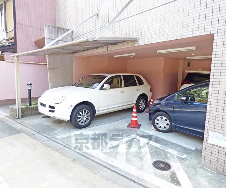 駐車場　駐車場です