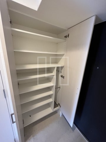 収納　エスリード難波ザ・ゲート　シューズボックス