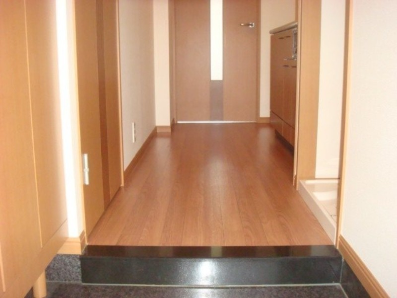 玄関　図面と現状に相違がある場合には現状を優先