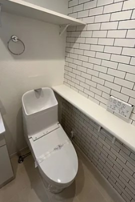 トイレ　同施工会社参考写真です