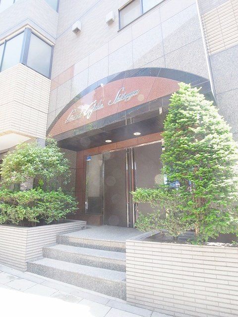 エントランス　部屋探しは株式会社　タウンハウジング　までお気軽にお問合せ…