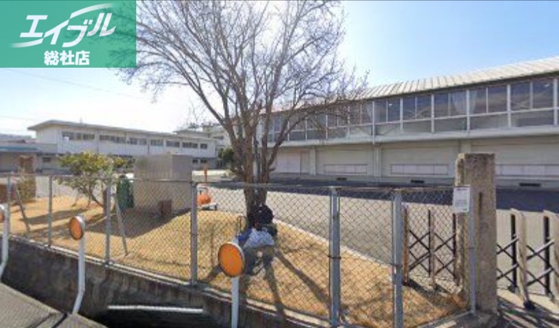 小学校　倉敷市立船穂小学校（小学校）まで646m