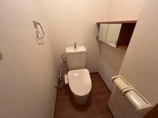 トイレ　シャワー付トイレ