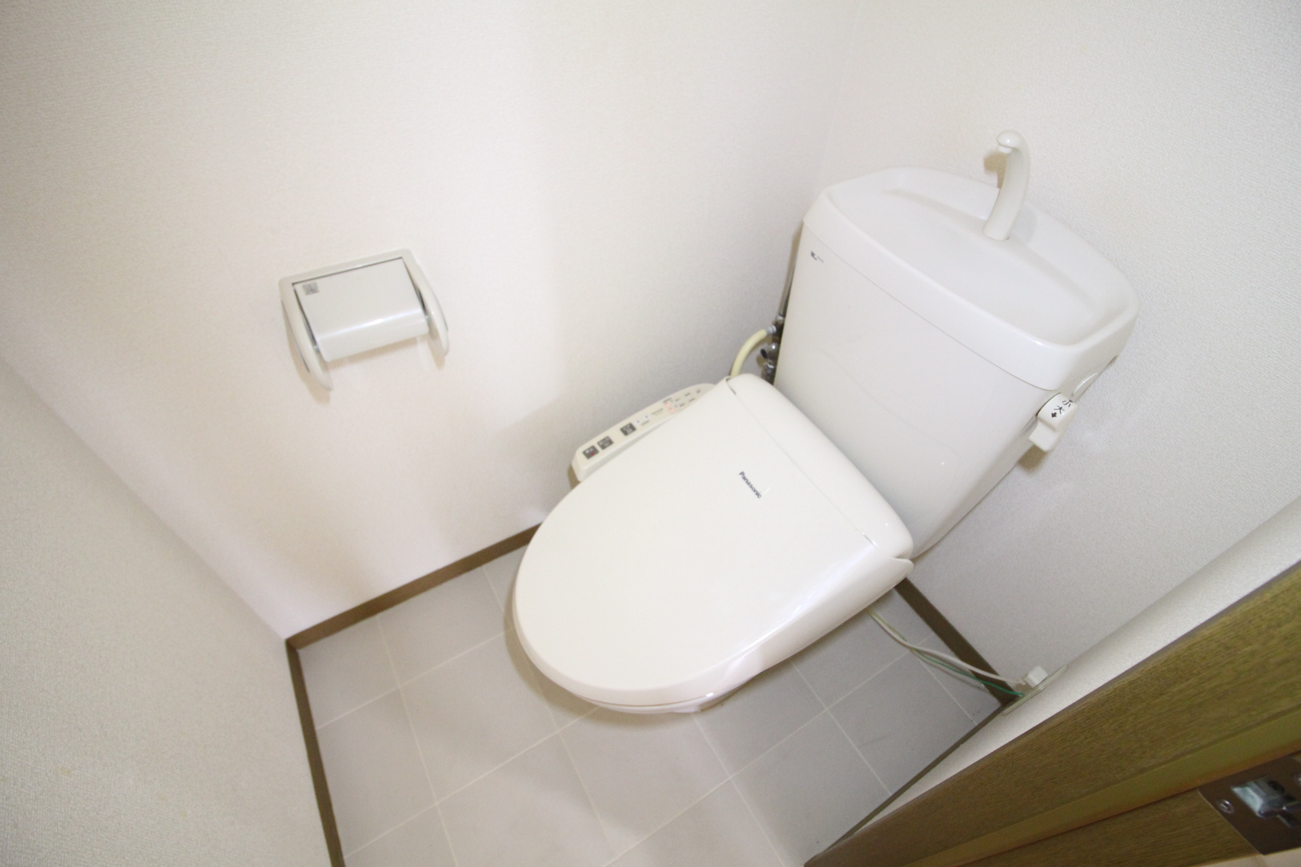 トイレ　温水洗浄暖房便座♪