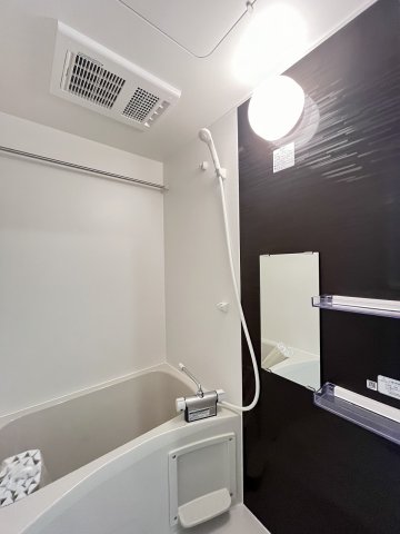 バス・シャワールーム　清潔な浴室！