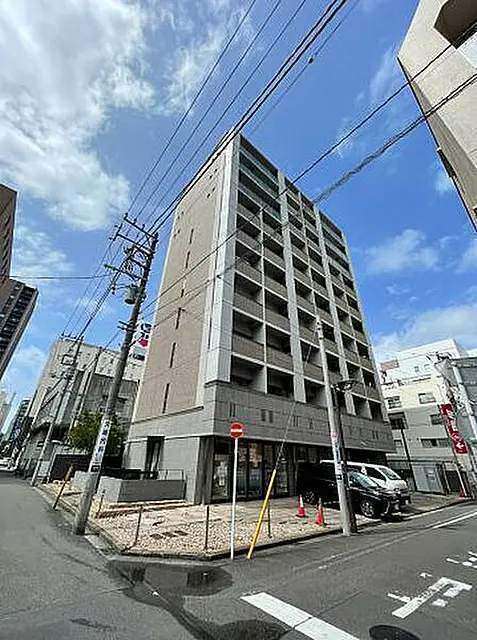 建物外観　オートロック完備
