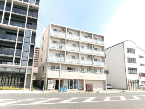 建物外観　外観写真（昼）