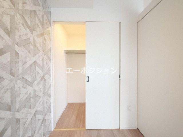 収納　セレニテ桜川駅前プリエ