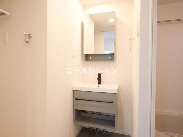 洗面設備　セレニテ桜川駅前プリエ