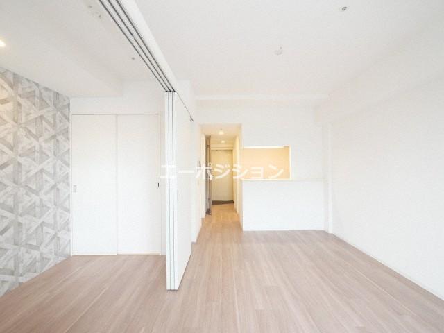 居室・リビング　セレニテ桜川駅前プリエ