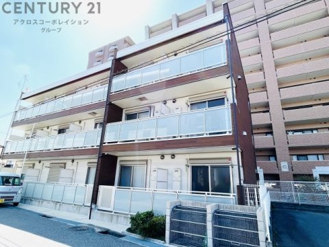 建物外観　敷地内駐車場あり！