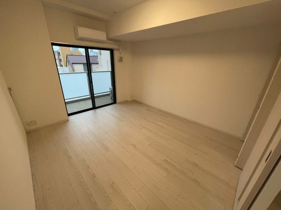 居室・リビング　※別部屋の写真です