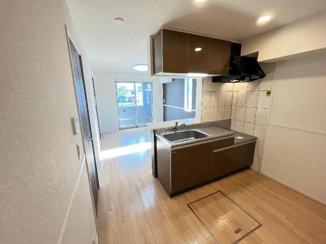 キッチン　リビング