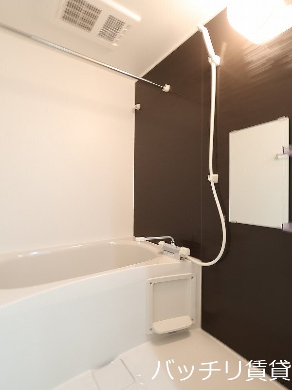 バス・シャワールーム　画像は同シリーズ参考画像の為、現況を優先いたします。