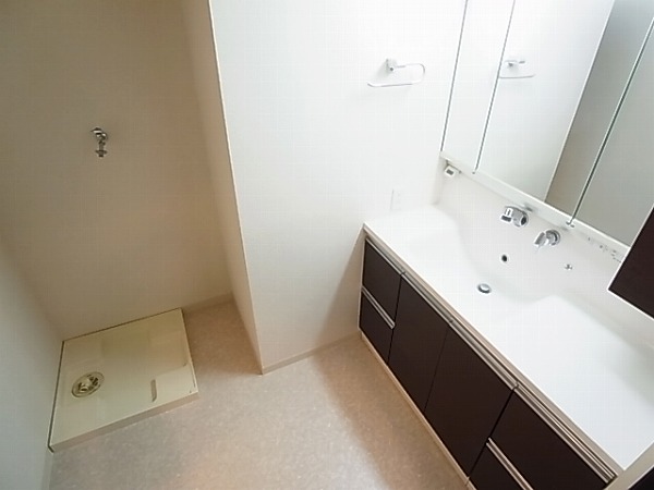 洗面設備　別部屋参考写真