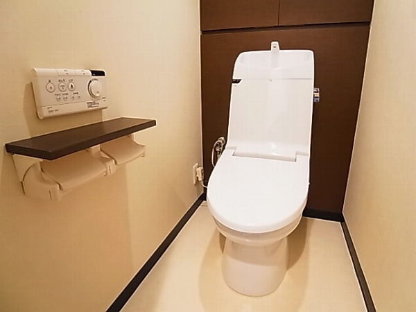 トイレ　別部屋参考写真