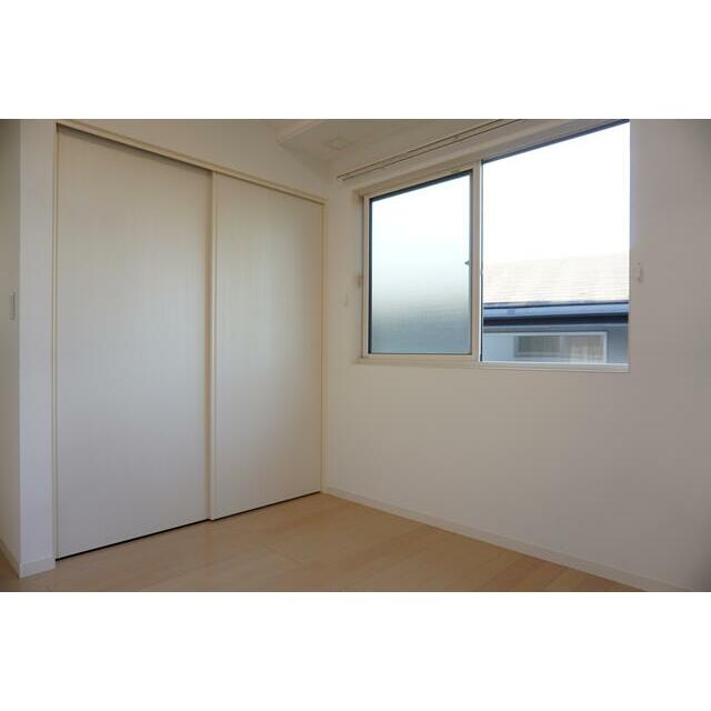 その他部屋・スペース　洋室３部屋は全て収納付き