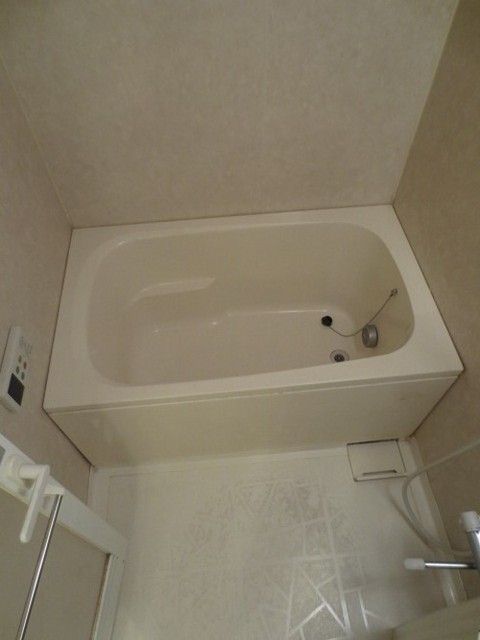 バス・シャワールーム　綺麗なお風呂で快適バスタイム。