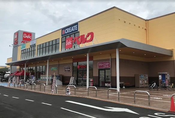 スーパー　Belc(ベルク) フォルテ秦野店（スーパー）まで376m