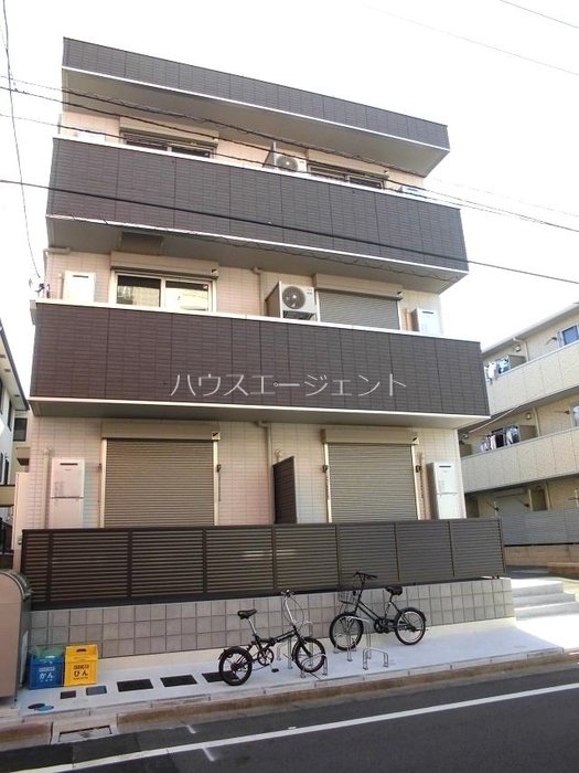 建物外観　葛西駅徒歩13分。2022年9月施工の築浅物件です。