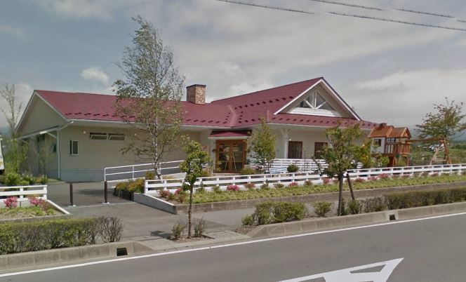 ショッピングセンター　ベーカリーココラデ御代田店（ショッピングセンター）まで1133m