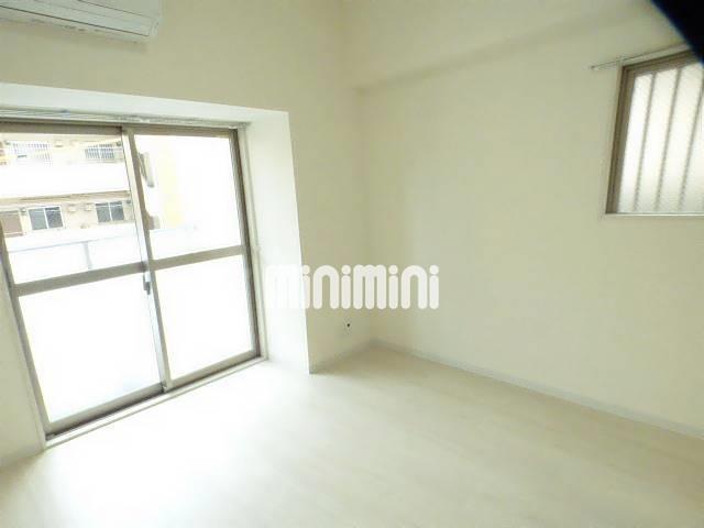 居室・リビング　日当たり良好