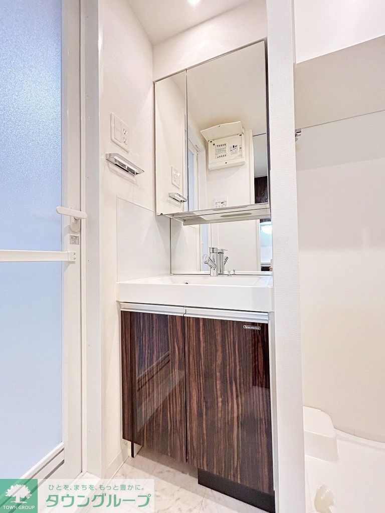 洗面設備　お問合せは(株)タウンハウジング赤坂店へ【03-5563-…