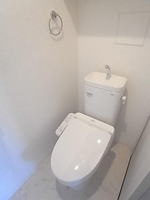 トイレ　シンプルで使いやすいトイレです