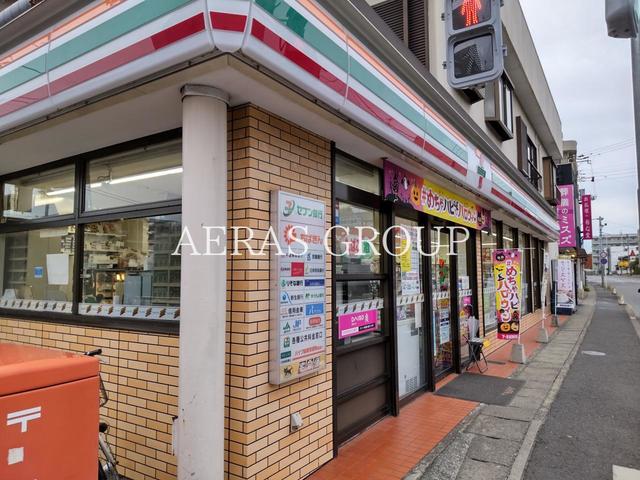 コンビニ　セブンイレブン市川本塩店（コンビニ）まで308m