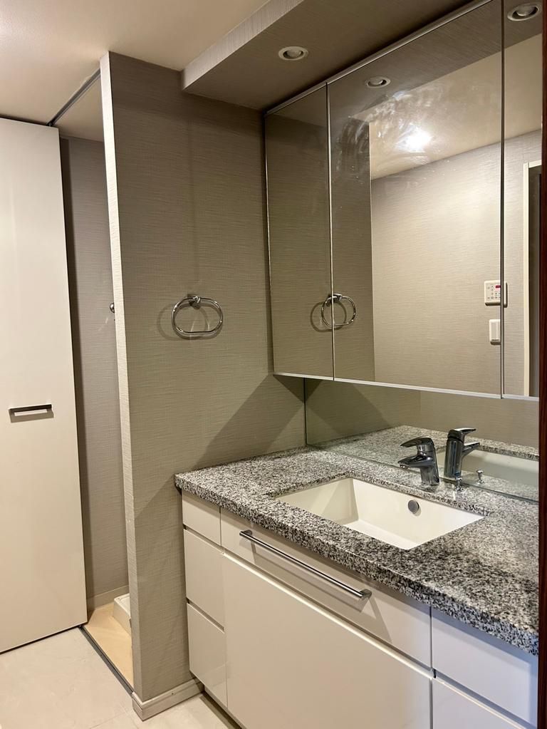 洗面設備　※別部屋写真参照