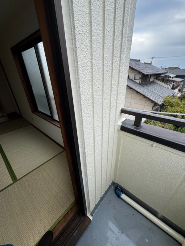 バルコニー　※別号室の写真となります。