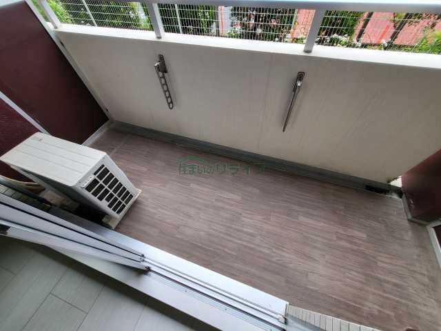 バルコニー　別部屋の参考写真で御座います。