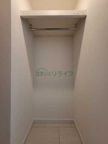 収納　別部屋の参考写真で御座います。
