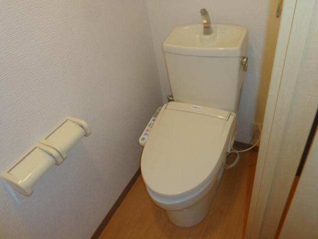 トイレ　シャワー付トイレ