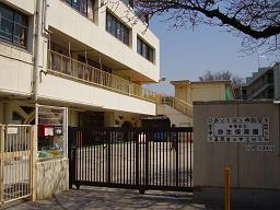 幼稚園・保育園　弥生保育園（幼稚園・保育園）まで364m