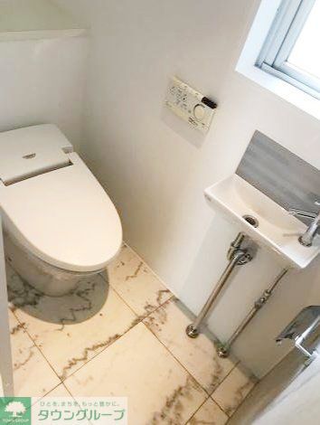 トイレ　お部屋探しは株式会社　タウンハウジング　までお気軽にお問合…