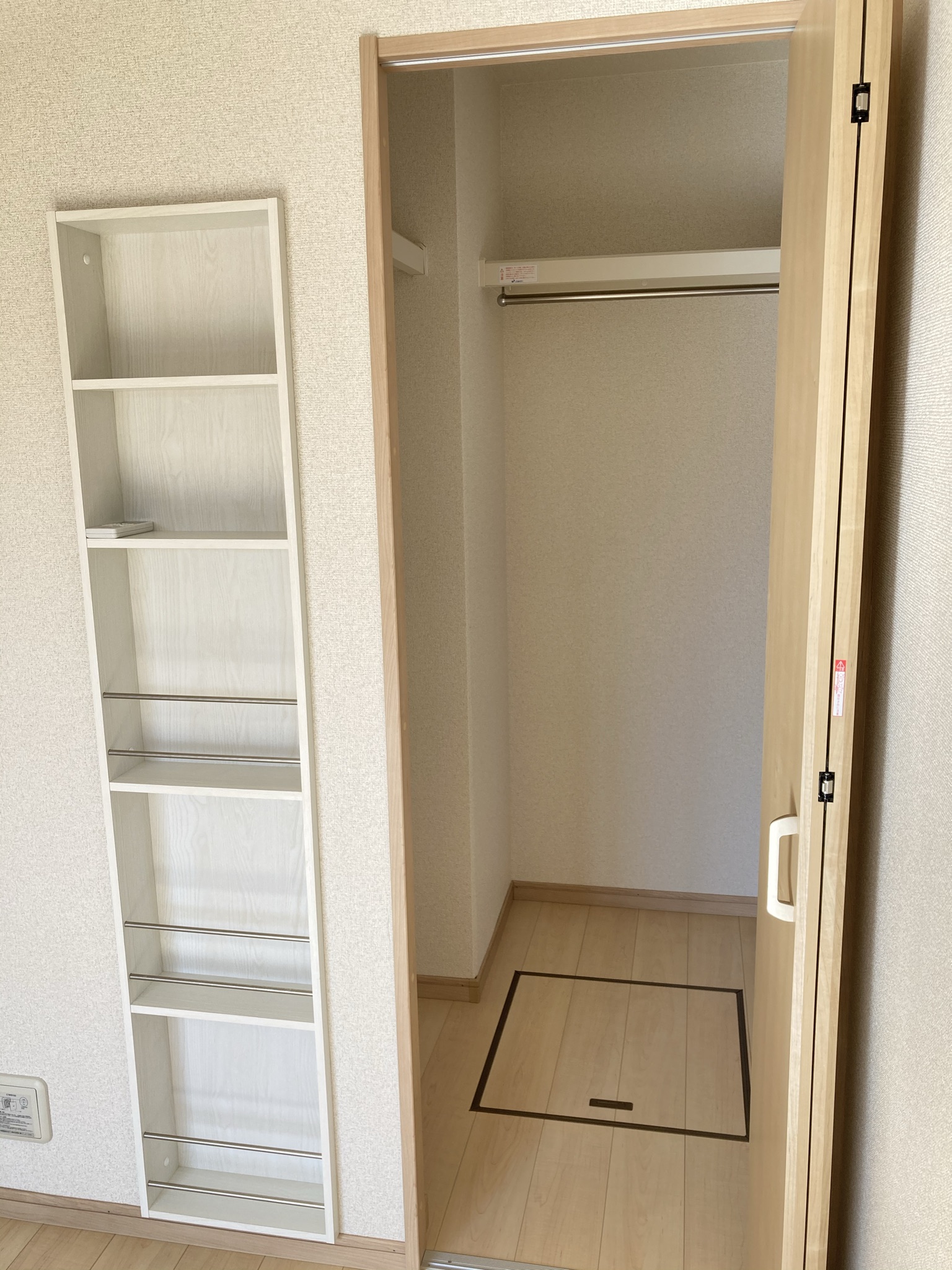 収納　ウォークインクローゼットです