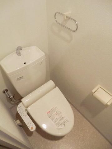 トイレ　ウォシュレット付きトイレ